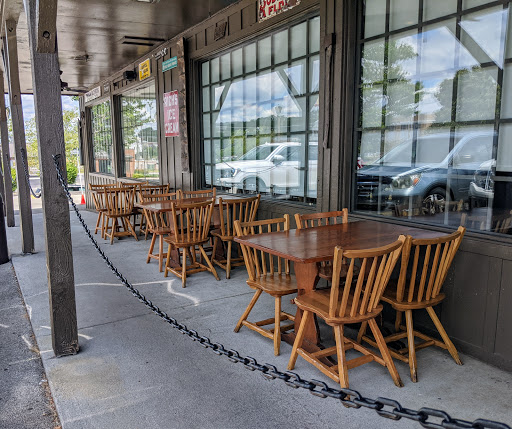 American Restaurant «Cracker Barrel Old Country Store», reviews and photos, 9214 Park W Blvd, Knoxville, TN 37923, USA