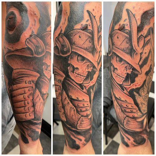 Explore small halloween tattoo ideas, creative tattoo ideas in Bogota, available at Lolas Tattoo Shop