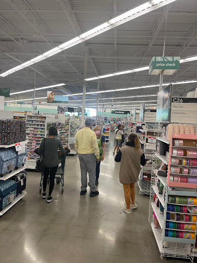 Fabric Store «Jo-Ann Fabrics and Crafts», reviews and photos, 22914 Victory Blvd, Woodland Hills, CA 91367, USA