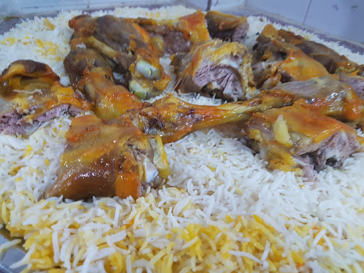 مطعم أطباق حضرموت 