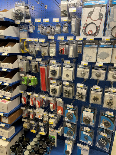 Marine Supply Store «West Marine», reviews and photos, 890 William Hilton Pkwy #108, Hilton Head Island, SC 29928, USA