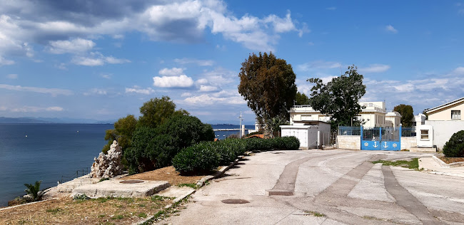 Opinii despre Σχολή Ναυτικών Δοκίμων în Πειραιάς - Σχολείο