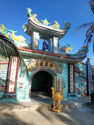 Lăng Cá Ông
