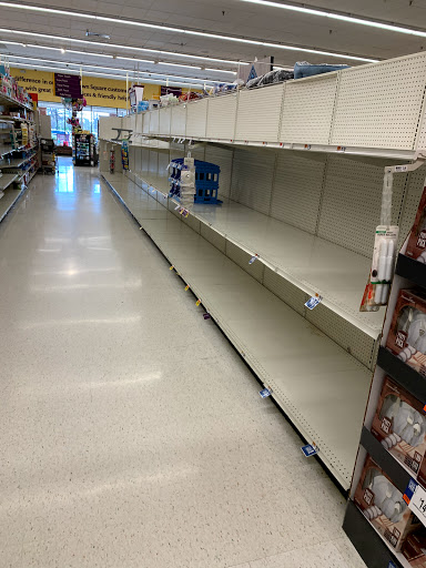 Grocery Store «Giant Food», reviews and photos, 10400 Old Georgetown Rd, Bethesda, MD 20814, USA