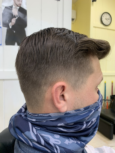 Barber Shop «Old Town Barber Shop», reviews and photos, 222 N Lee St # 2, Alexandria, VA 22314, USA