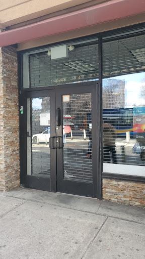 Cell Phone Store «Westchester Square Verizon Wireless», reviews and photos, 125 Westchester Square, Bronx, NY 10461, USA