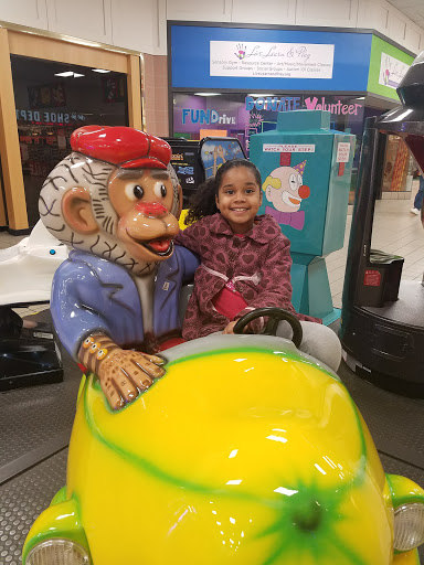 Shopping Mall «South Mall», reviews and photos, 3300 Lehigh St, Allentown, PA 18103, USA