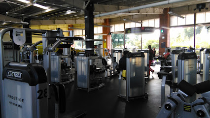 Dinamic Fitness • Portales - 3ra. Av. 10-10 Zona 17 km. 4.5 Ruta al Atlantico Zona Portales Guatemala, 01017, Guatemala