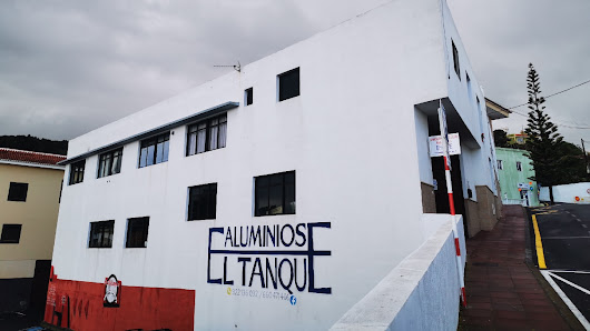 Aluminios El Tanque S.L Av. de Colón, 2, BAJO, 38435 El Tanque, Santa Cruz de Tenerife, España