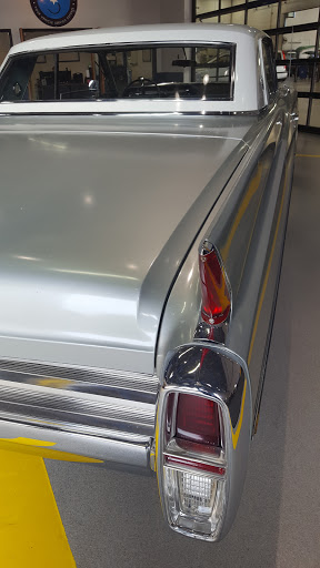 Auto Repair Shop «Star Auto Authority», reviews and photos, 600 Lakeview Pkwy, Vernon Hills, IL 60061, USA