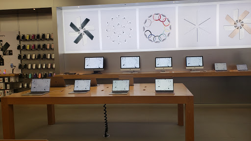 Computer Store «Apple Stonestown», reviews and photos, 3251 20th Ave, San Francisco, CA 94132, USA