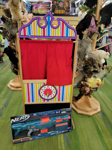 Toy Store «King Arthurs Court Toys», reviews and photos, 3040 Madison Rd, Cincinnati, OH 45209, USA