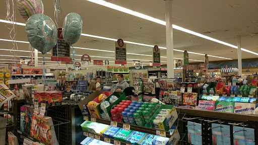 Grocery Store «Weis Markets», reviews and photos, 412 Day Hollow Rd, Endicott, NY 13760, USA