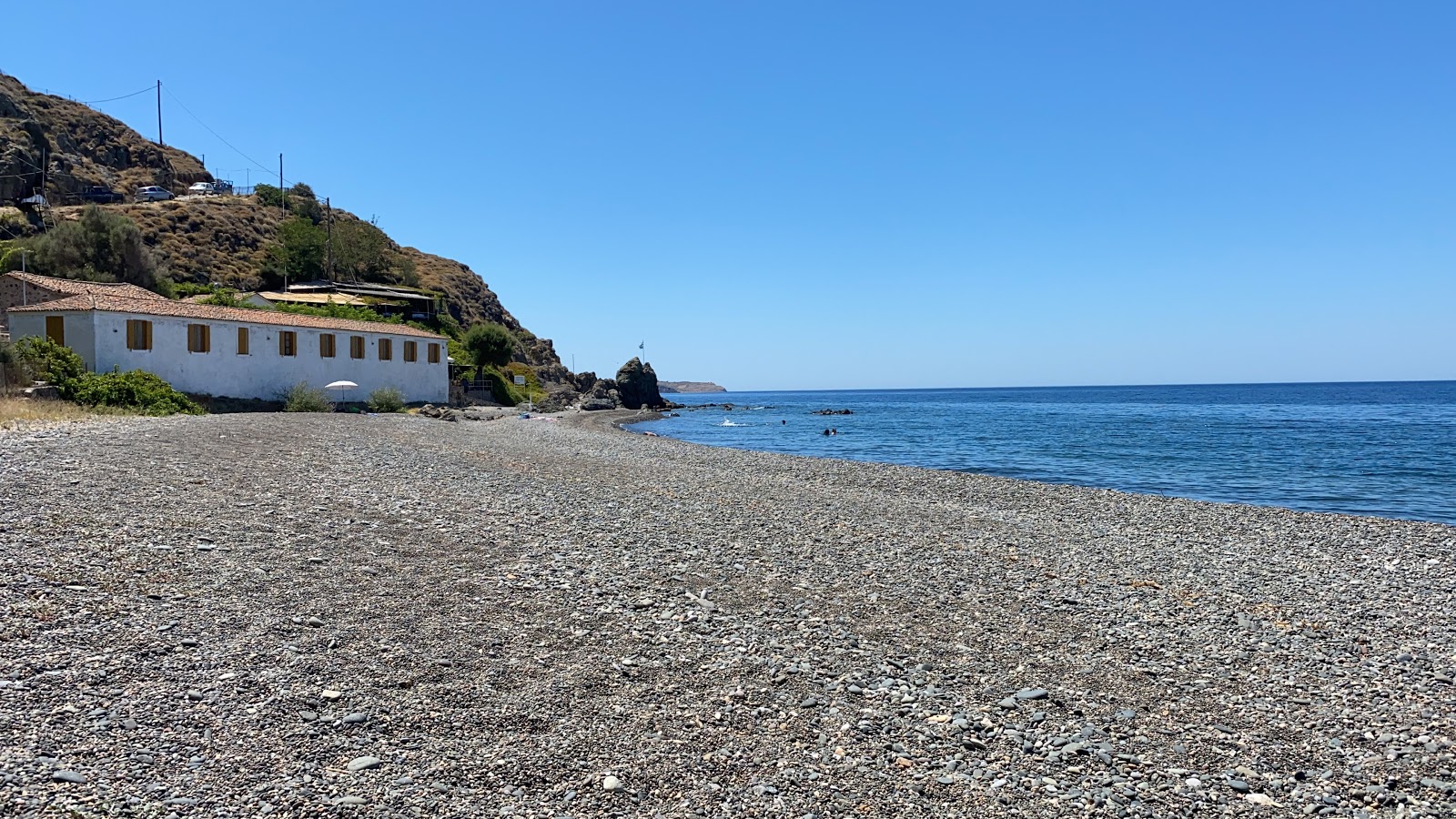 Foto de Paralia Efthalou localizado em área natural