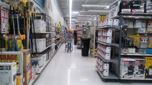 Department Store «Walmart Supercenter», reviews and photos, 3003 N Highway 61, Muscatine, IA 52761, USA