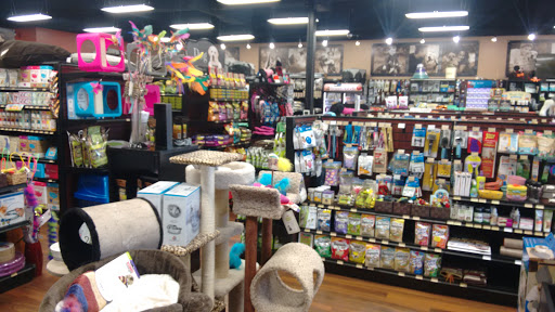Pet Store «Pet Valu», reviews and photos, 2040 Abbey Rd, Charlottesville, VA 22911, USA