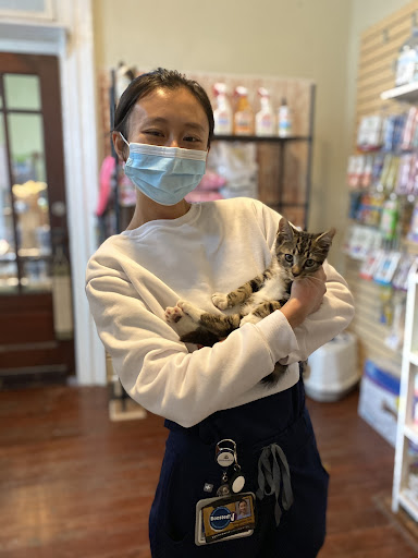 Pet Supply Store «Crossroads Pets», reviews and photos, 707 Monroe St, Nashville, TN 37208, USA