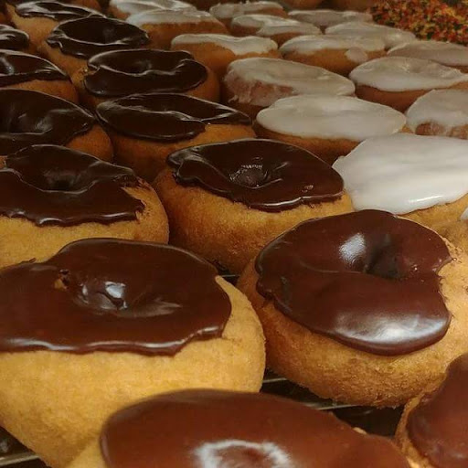 Donut Shop «The Donut Stop», reviews and photos, 3120 W Clay St, St Charles, MO 63301, USA