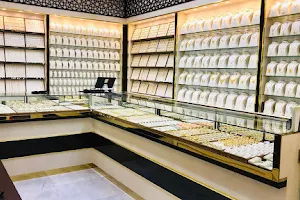 Anwar Al Taiyeb Jewelry Shop 3 image