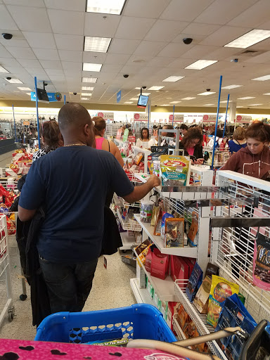 Clothing Store «Ross Dress for Less», reviews and photos, 8464 W Hillsborough Ave, Tampa, FL 33615, USA