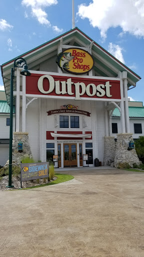 Bass Pro Shops