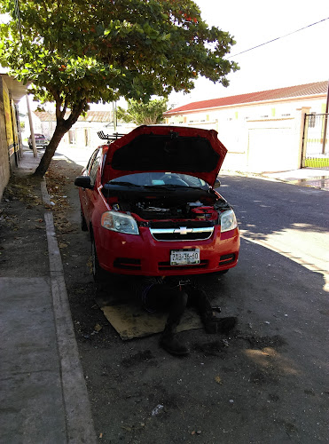 Taller Mecánico Automotríz Juan Pasos