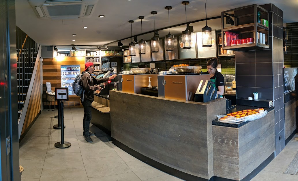 Starbucks Commerce 44000 Nantes