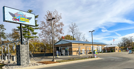 Flying Ace Express Car Wash - Chester en Richmond