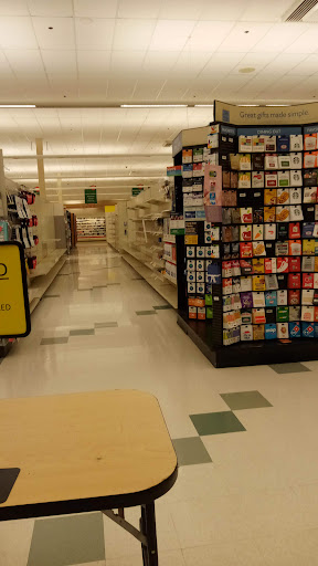 Grocery Store «Stop & Shop», reviews and photos, 24 Summerfield Blvd, Dayton, NJ 08810, USA