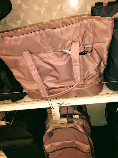 Office Supply Store «Staples», reviews and photos, 84 Southgate Square, Colonial Heights, VA 23834, USA