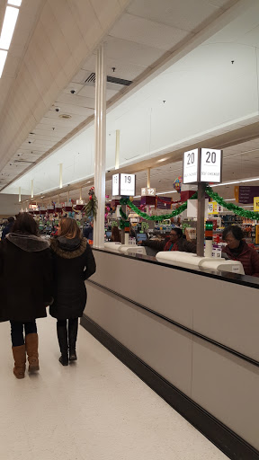 Grocery Store «Stop & Shop», reviews and photos, 154 Westchester Ave, White Plains, NY 10604, USA