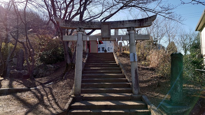 十塚山稲荷神社