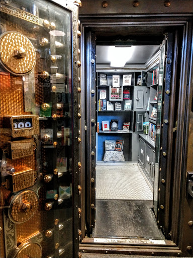 Book Store «Book Vault», reviews and photos, 105 S Market St, Oskaloosa, IA 52577, USA