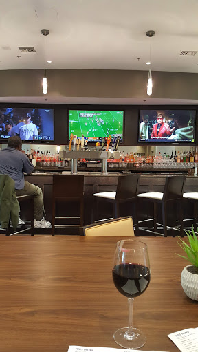 Hotel «Embassy Suites by Hilton Seattle North Lynnwood», reviews and photos, 20610 44th Ave W, Lynnwood, WA 98036, USA