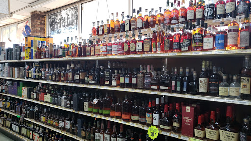 Liquor Store «Westmont Liquors», reviews and photos, 310 Ogden Ave, Westmont, IL 60559, USA
