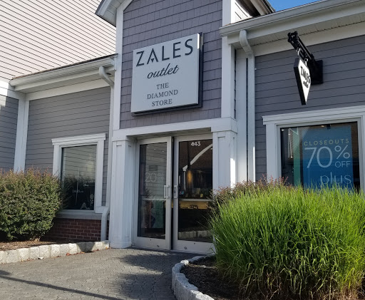 Jewelry Store «Zales - The Diamond Store», reviews and photos, 443 Evergreen Ct, Central Valley, NY 10917, USA