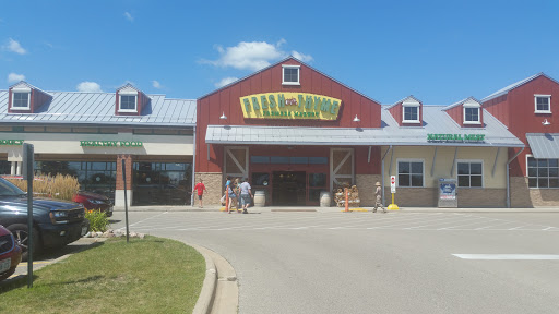 Grocery Store «Fresh Thyme Farmers Market - Kenosha», reviews and photos, 7100 Green Bay Rd, Kenosha, WI 53142, USA