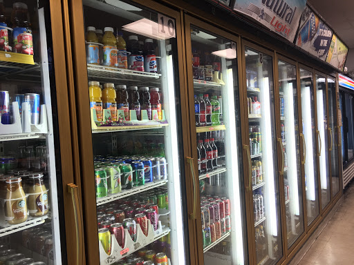 Liquor Store «Red Carpet Liquor Store», reviews and photos, 85 Alamitos Ave, Long Beach, CA 90802, USA