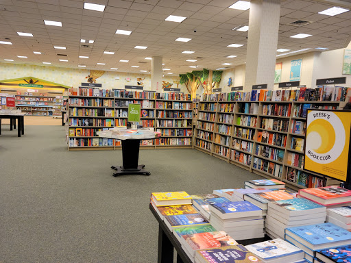 Book Store «Barnes & Noble», reviews and photos, 2751 Paper Mill Rd, Wyomissing, PA 19610, USA
