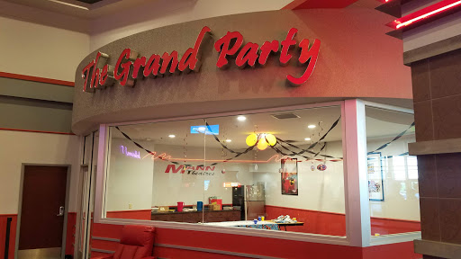 Movie Theater «Mann Theatres Champlin», reviews and photos, 11500 Theatre Dr N, Champlin, MN 55316, USA