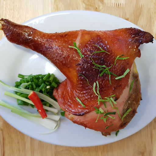 Phở Gà Nướng “Cô Kim” Roasted Chicken Noodle