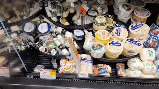 Supermarket «Publix Super Market at Country Club Plaza», reviews and photos, 18496 NW 67th Ave, Hialeah, FL 33015, USA