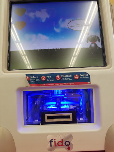 Pet Supply Store «Petco Animal Supplies», reviews and photos, 4663 Firestone Blvd, South Gate, CA 90280, USA