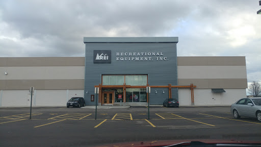 Camping Store «REI», reviews and photos, 6424 Sawmill Rd, Columbus, OH 43235, USA