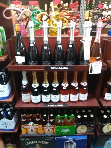 Liquor Store «C R Liquor Store», reviews and photos, 2119 Hollywood Blvd, Hollywood, FL 33020, USA