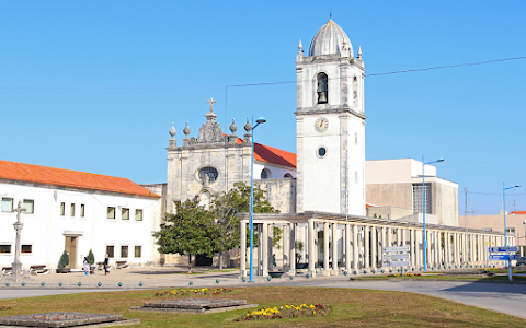 Igreja Paroquial de Nossa Senhora da Glória image