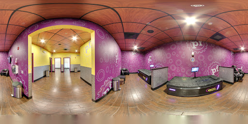 Planet Fitness image