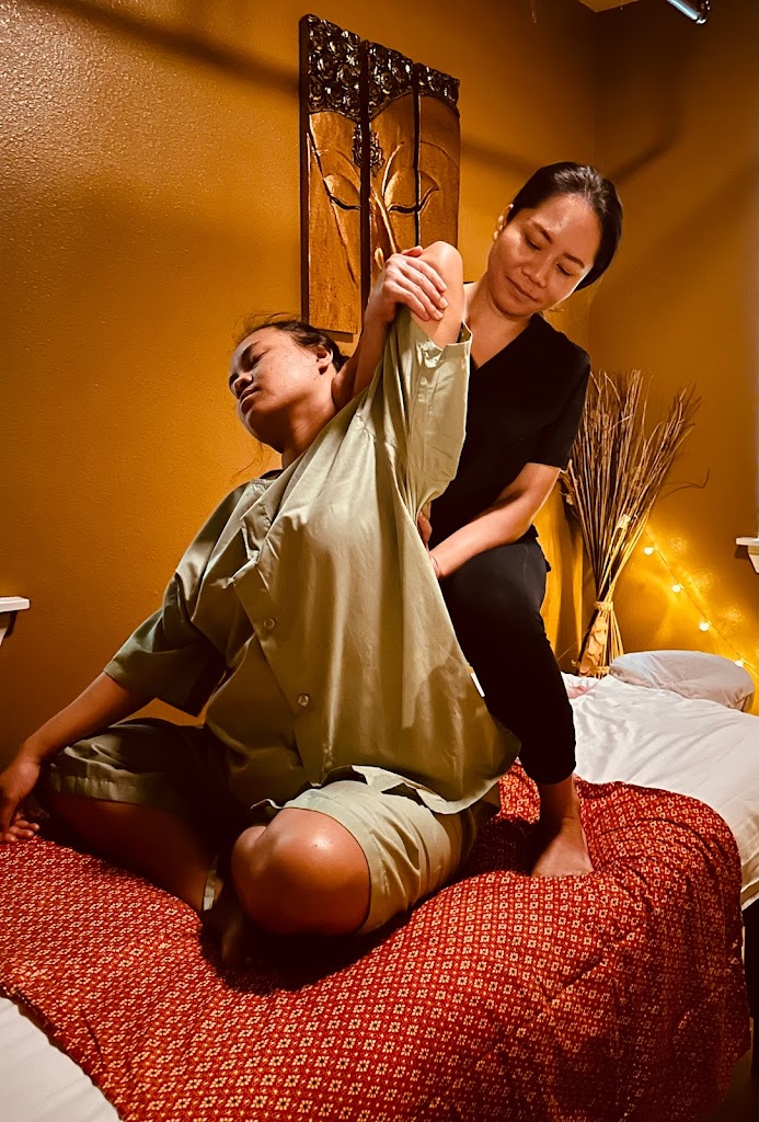 Royal Thai Massage And Spa 96707