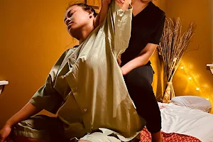 Royal Thai Massage And Spa image