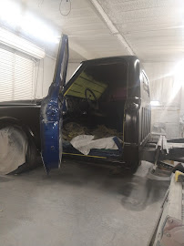 bernie longoria paint & body - Photo 4 - Car repair in San Angelo, TX, San Angelo